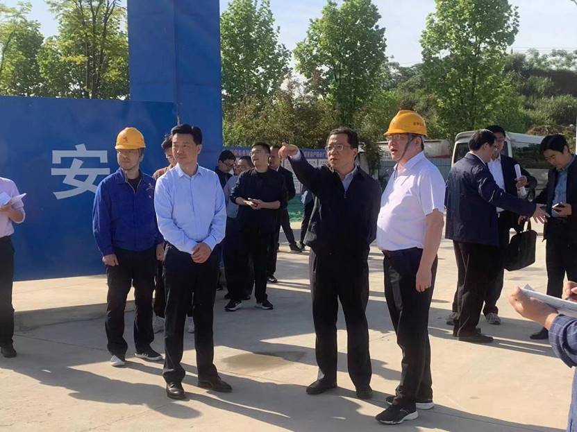 市委書記丁純到金神耐磨項目調研 市委書記丁純到金神耐磨項目調研