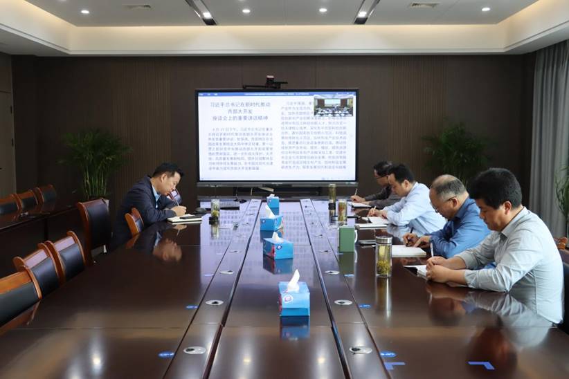 公司組織開(kāi)展集團(tuán)公司黨委中心組學(xué)習(xí)(擴(kuò)大)會(huì)議精神專(zhuān)題研討 公司組織開(kāi)展集團(tuán)公司黨委中心組學(xué)習(xí)(擴(kuò)大)會(huì)議精神專(zhuān)題研討