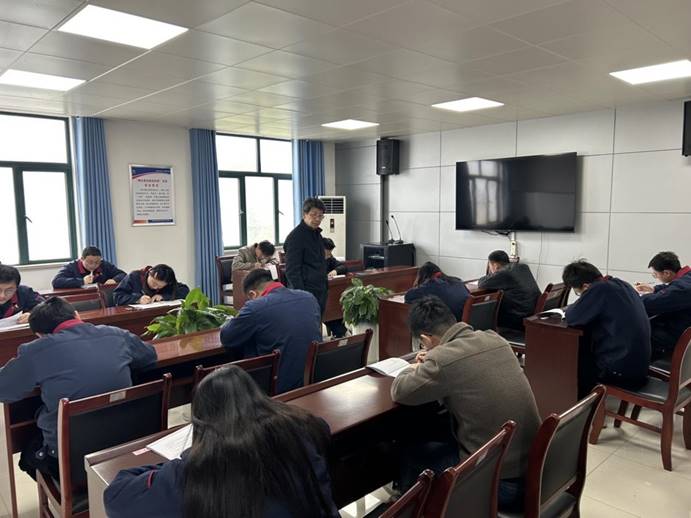 建材公司、檢測公司聯(lián)合開展管理人員業(yè)務(wù)提升考試